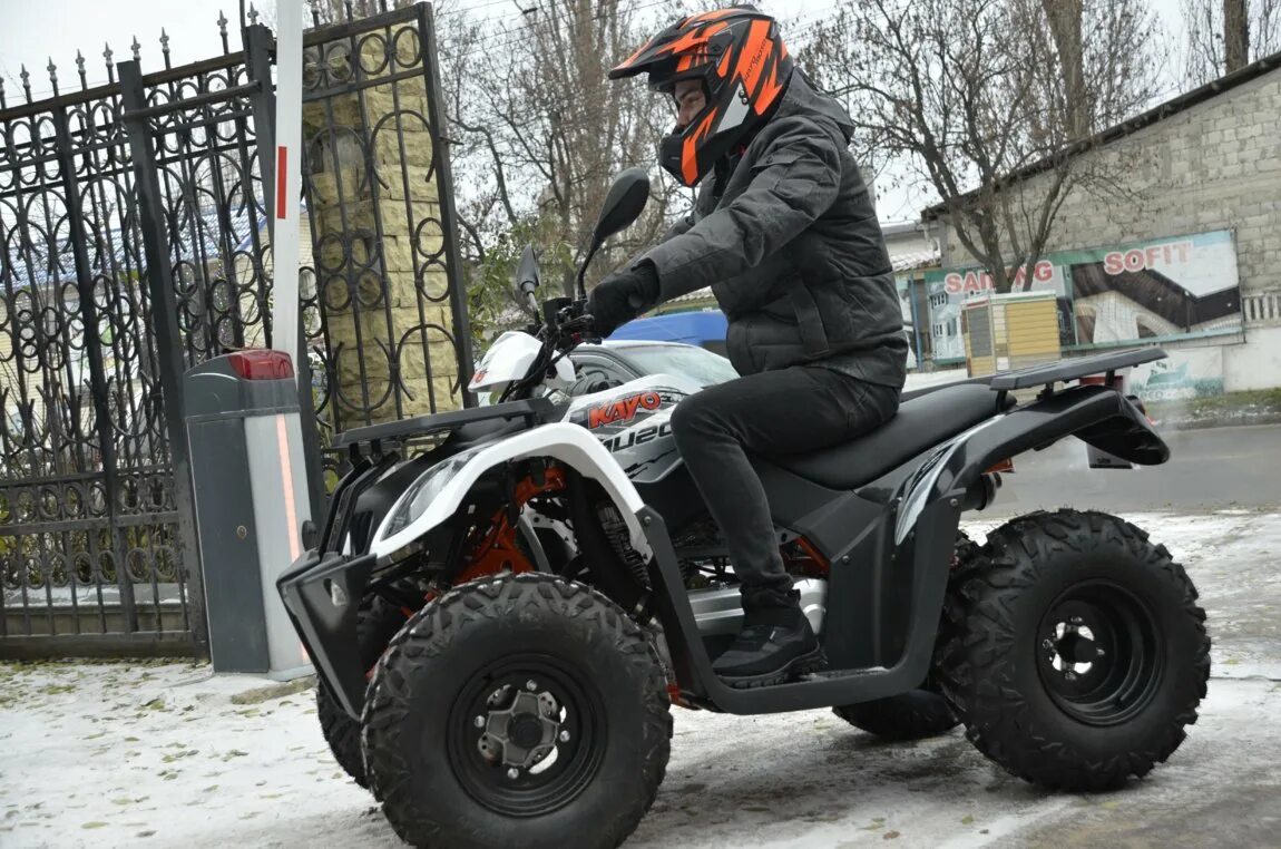 Kayo au200. Кофр тессеракт kayo au 180. Кайо ау 200 квадроцикл. Квадроцикл кайо биг булл 200. Квадроцикл кайо ау 200.