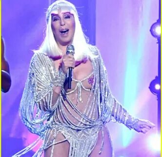 Cher dj play christmas