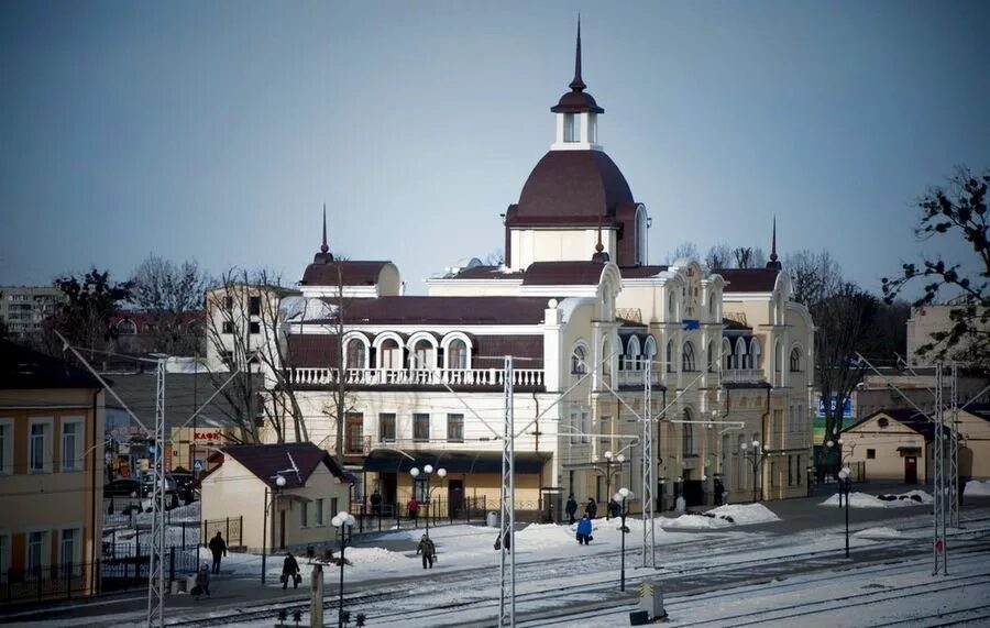Город луцк волынская область. Город луцк украина. Луцк старый город. Город луцк украина. Луцк центр города.