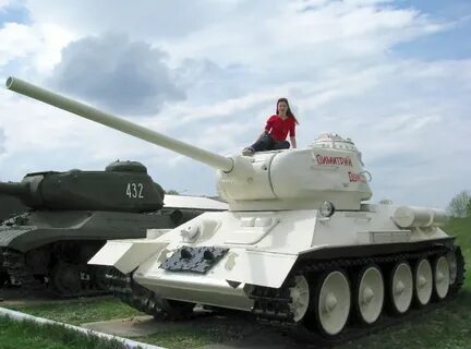 Танк белый машина