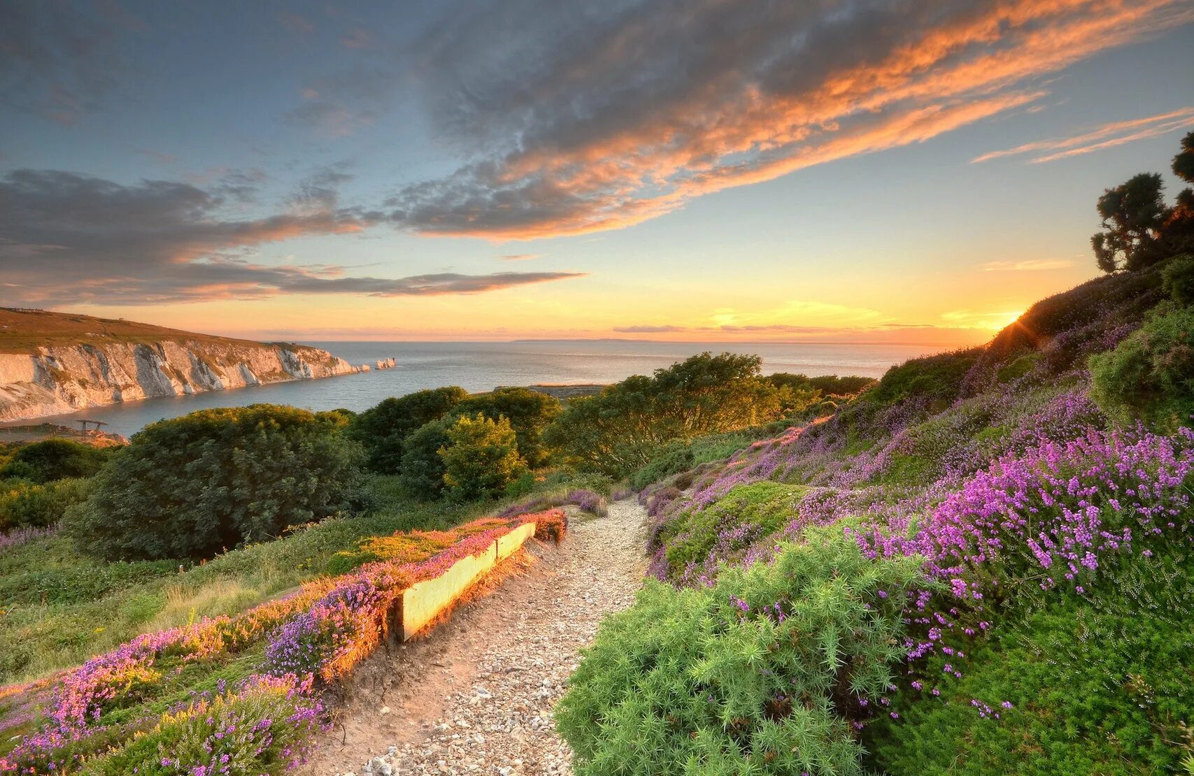 Wight island. Остров уайт англия. isle of wight. остров уайт природа. the needles isle of wight.