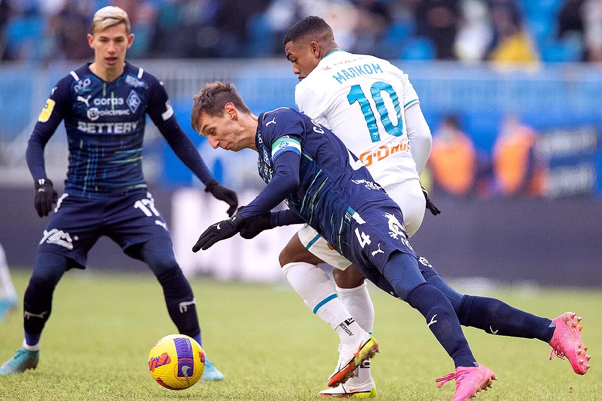 Зенит крылья советов. Зенит крылья советов прогноз. Матч крылья советов зенит. Зенит крылья советов прогноз. Зенит крылья советов.