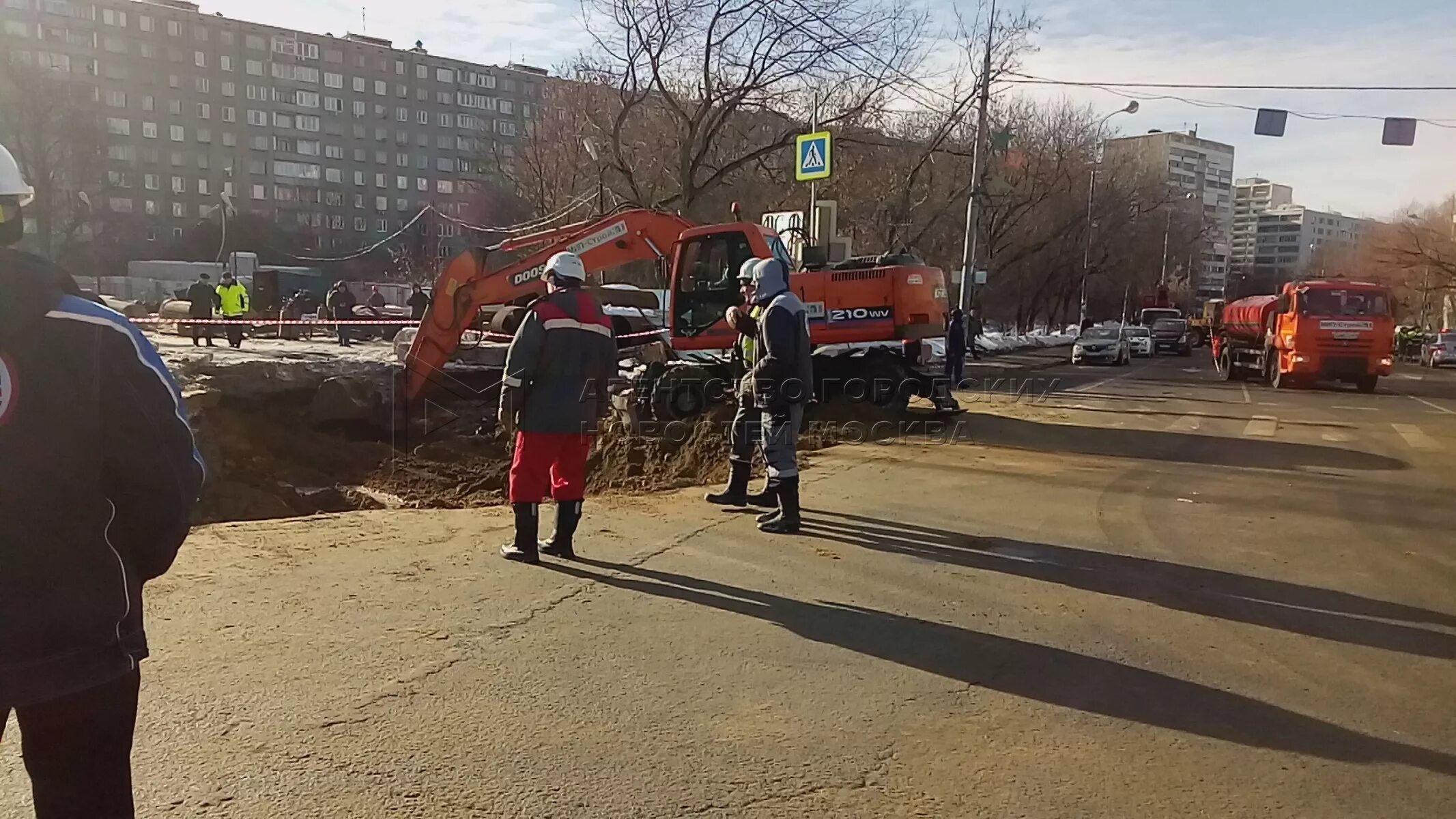 Работа юго восток москва. Машина в роспотребнадзоре. Работа юго восток москва. Работа юго восток москва. Работа юго восток москва.