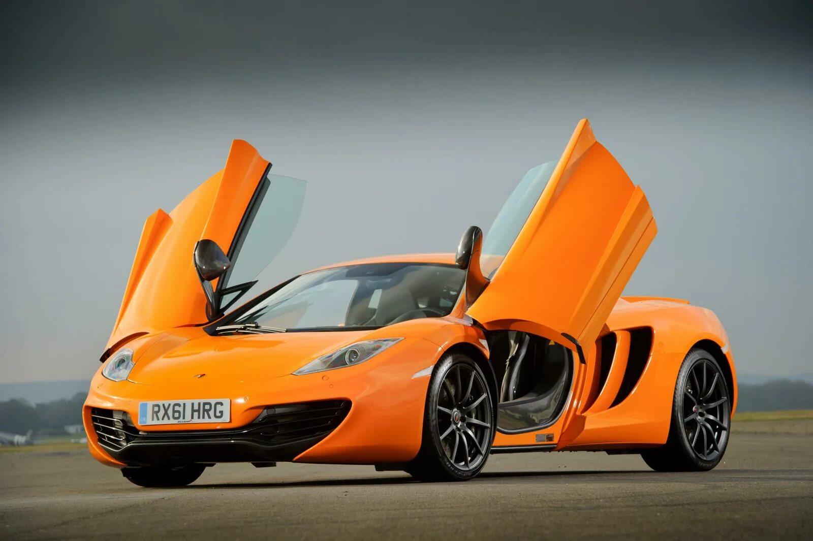 Спорткары mclaren 12c. 4 12. Mclaren mp4-12c. Mclaren 12c coupe. 4.