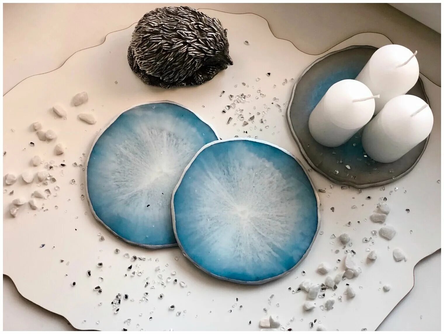 украшения из эпоксидной смолы. подстаканники из эпоксидки. подстаканники из эпоксидной смолы. подставки для горячего из эпоксидной смолы. Epoluxe эпоксидная смола.