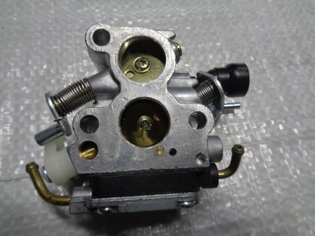 карбюратор хускварна 140. карбюратор хускварна 140. карбюратор хускварна 140. 5064505-01 карбюратор husqvarna. карбюратор zama для бензопилы хускварна 137.