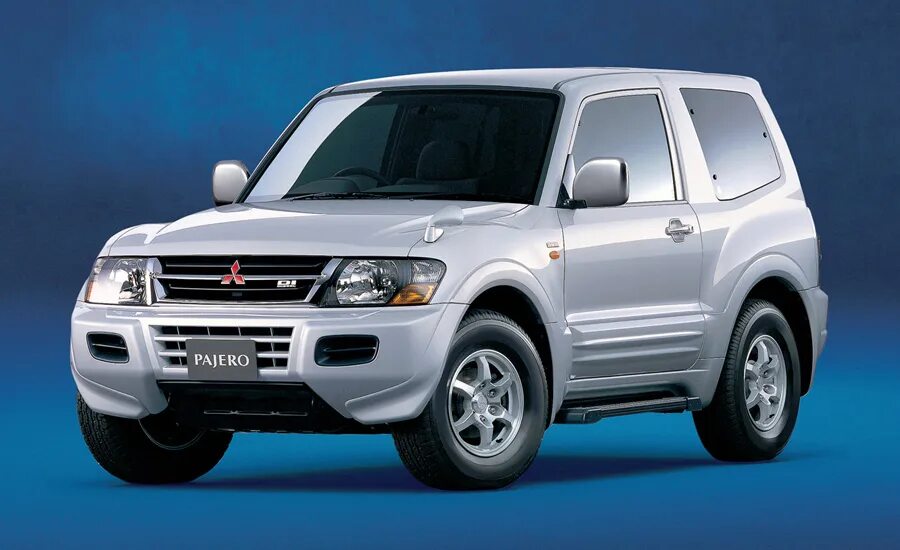 Митсубиси паджеро 3. Mitsubishi pajero третьего поколения. Pajero 3. Mitsubishi pajero 3. Митсубиси паджеро 2.