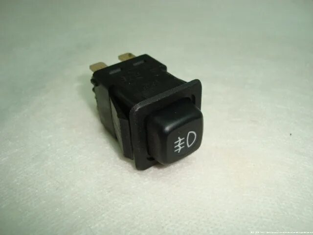 Кнопка задних противотуманных фар ваз 2112. 09 освещен. 3710-04. 3710 11. 04м.