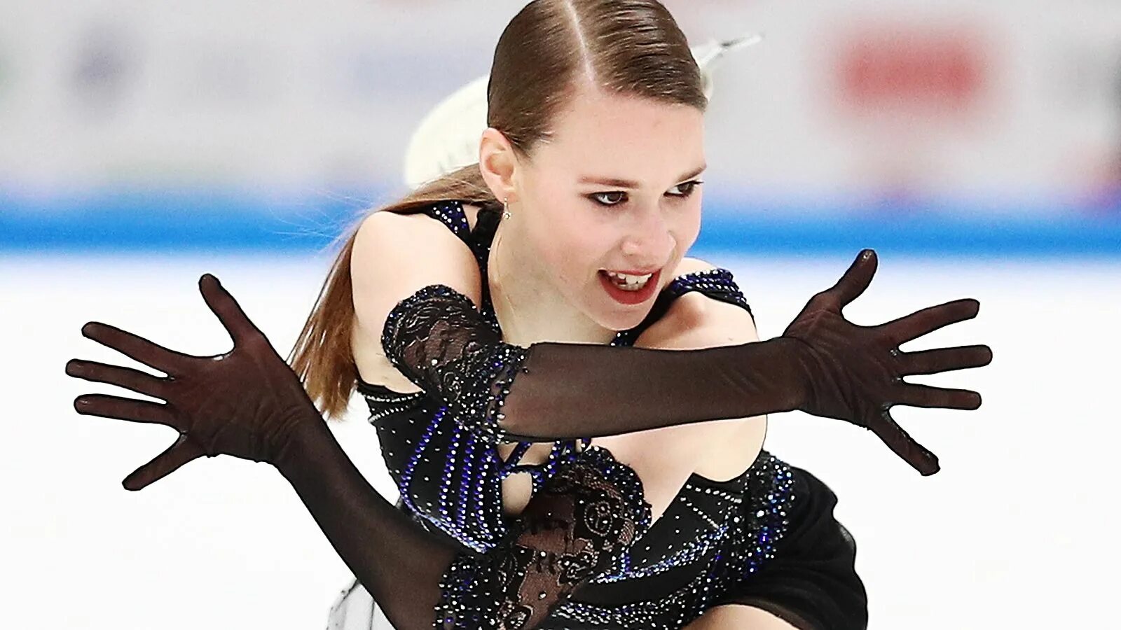 Программа майи хромых. Майя хромых 2025. майя хромых 2025. майя хромых фигуристка. майя хромых варшава.