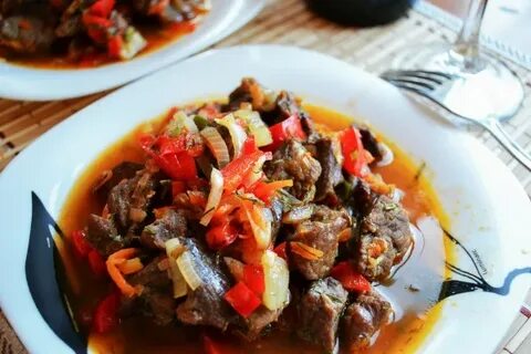 Томленая говядина с овощами
