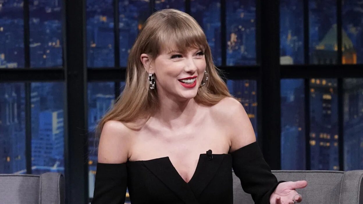 Тейлор свифт сингапур. Taylor Swift 2022. Тейлор Свифт 13 Грэмми. Тейлор Свифт all too well Grammy.