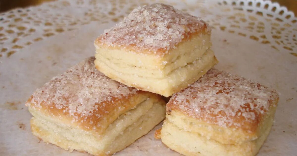 булочки к обеду за 2 часа. вкусная выпечка на сыворотке рецепты. вкусная выпечка на сыворотке рецепты. открытые пирожки с творогом. выпечка к чаю.