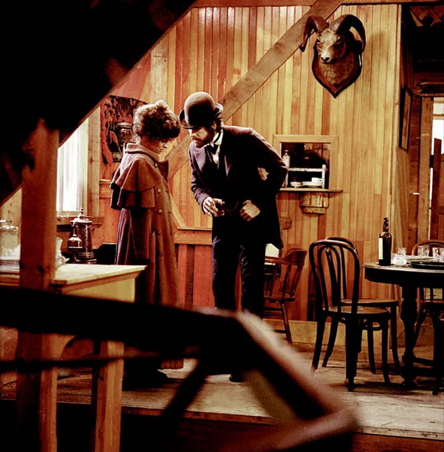 Маккейб и миссис Миллер. MCCABE and Mrs Miller 1971. Маккейб и миссис Миллер / MCCABE & Mrs. Miller (1971). Маккейб и миссис Миллер 1971 Юваль. Миссис миллер