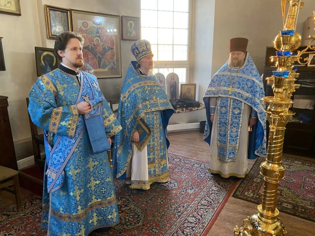 церковь олега. знаменский храм щелково. служба в храме в щелково. антоний коваленко священник богослово. служба в храме в щелково.