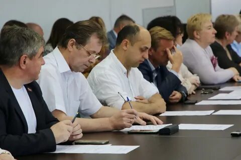 Депутаты серпухова