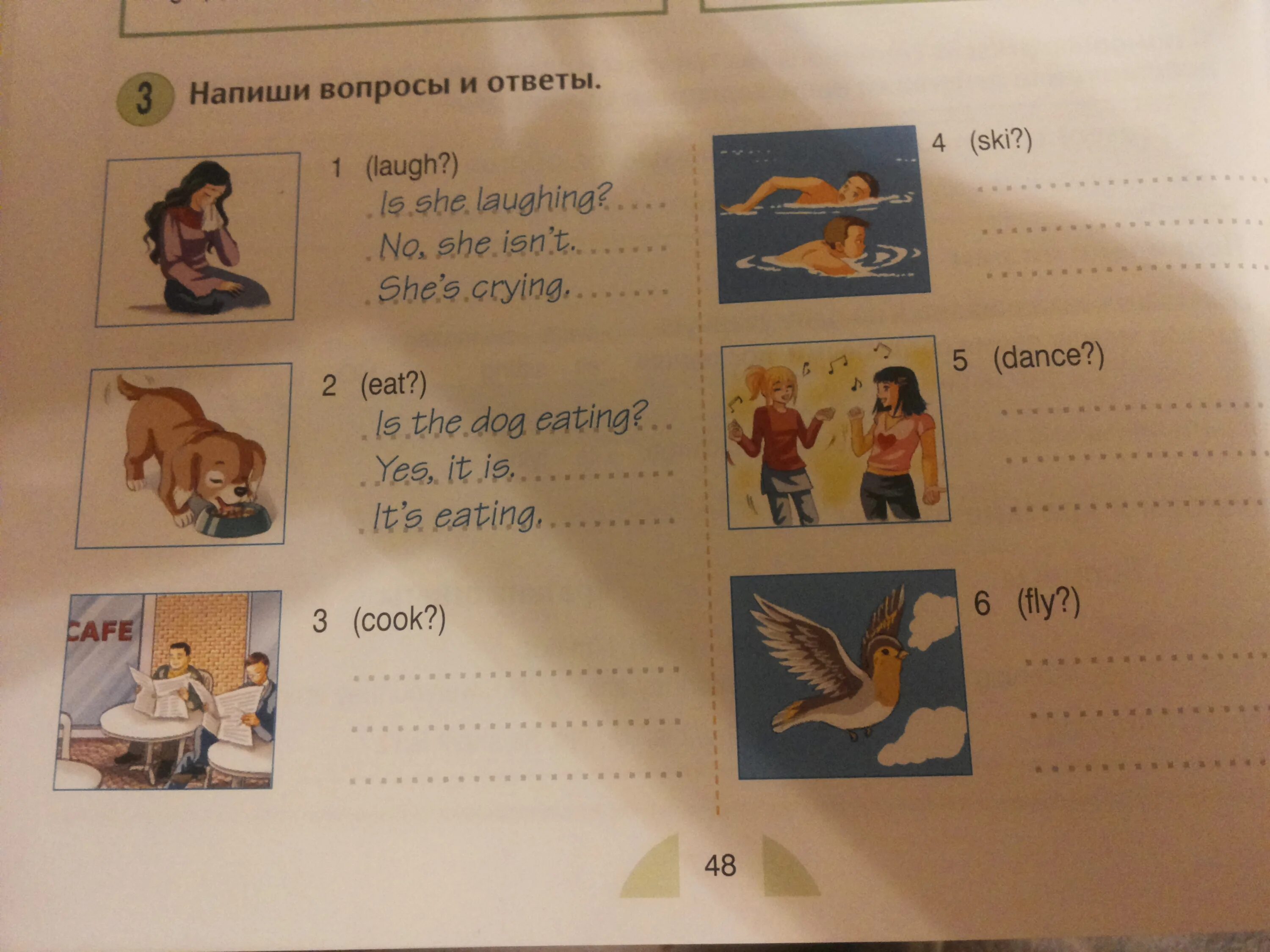 She isn t playing. Write questions and answers. write the answers. write the questions and answers 1 laugh. напиши вопросы и ответы laugh is she laughing.