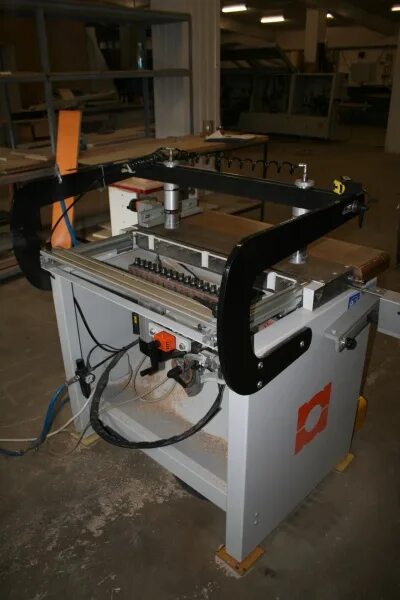 телевизор lg cf-20d79. Kdt 612 сверлильно присадочный конвейер. System 23. Ibm компьютер. Lg-joymax 23 system art vision.