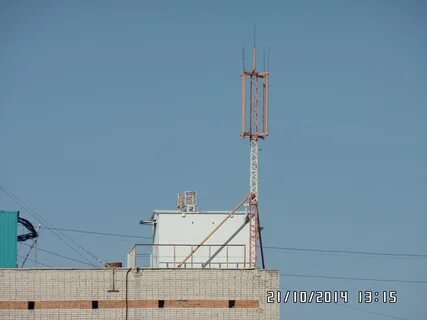 Вышки сотовой связи на крыше жилых