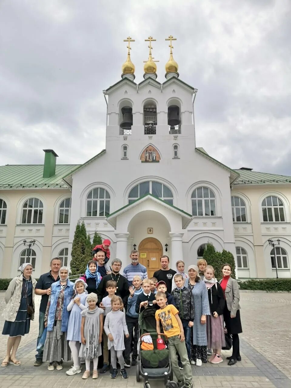 Святыни коломенского. Воскресная школа храм поселок Оболенск. Малинский храм в Малино.