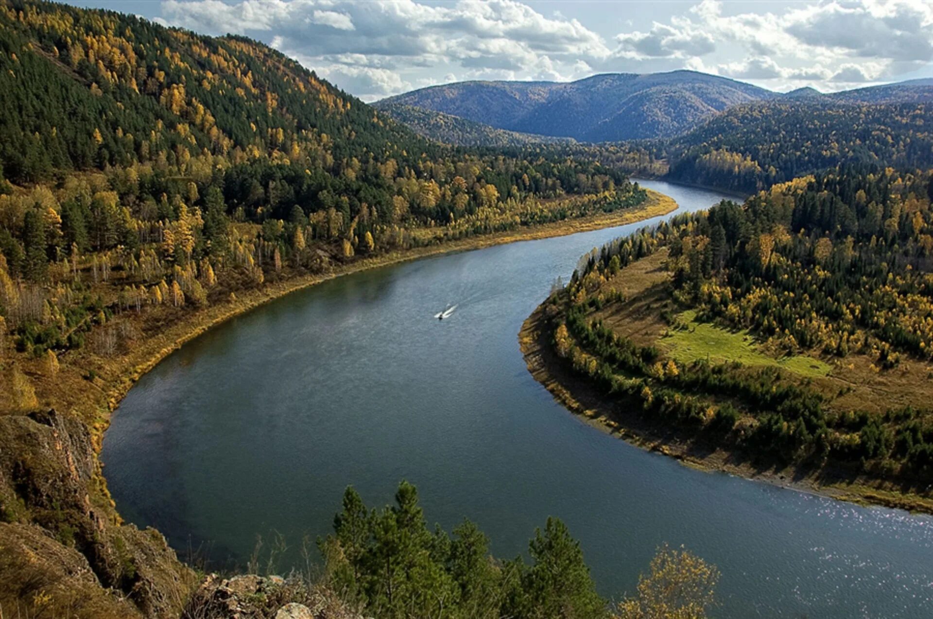 Самая большая сибирская река. Река Енисей Красноярский край. Река Мана Красноярский край. Реки Сибири Енисей. Восточная Сибирь Енисей.