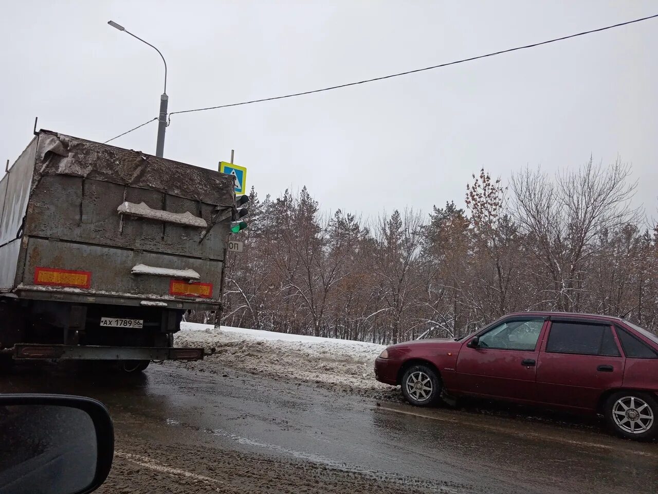 Дтп на нежинском шоссе оренбург. Дтп на нежинском шоссе сегодня. Карьер на нежинском шоссе оренбург. Дтп оренбург нежинское шоссе. Дтп на нежинском шоссе оренбург сегодня.