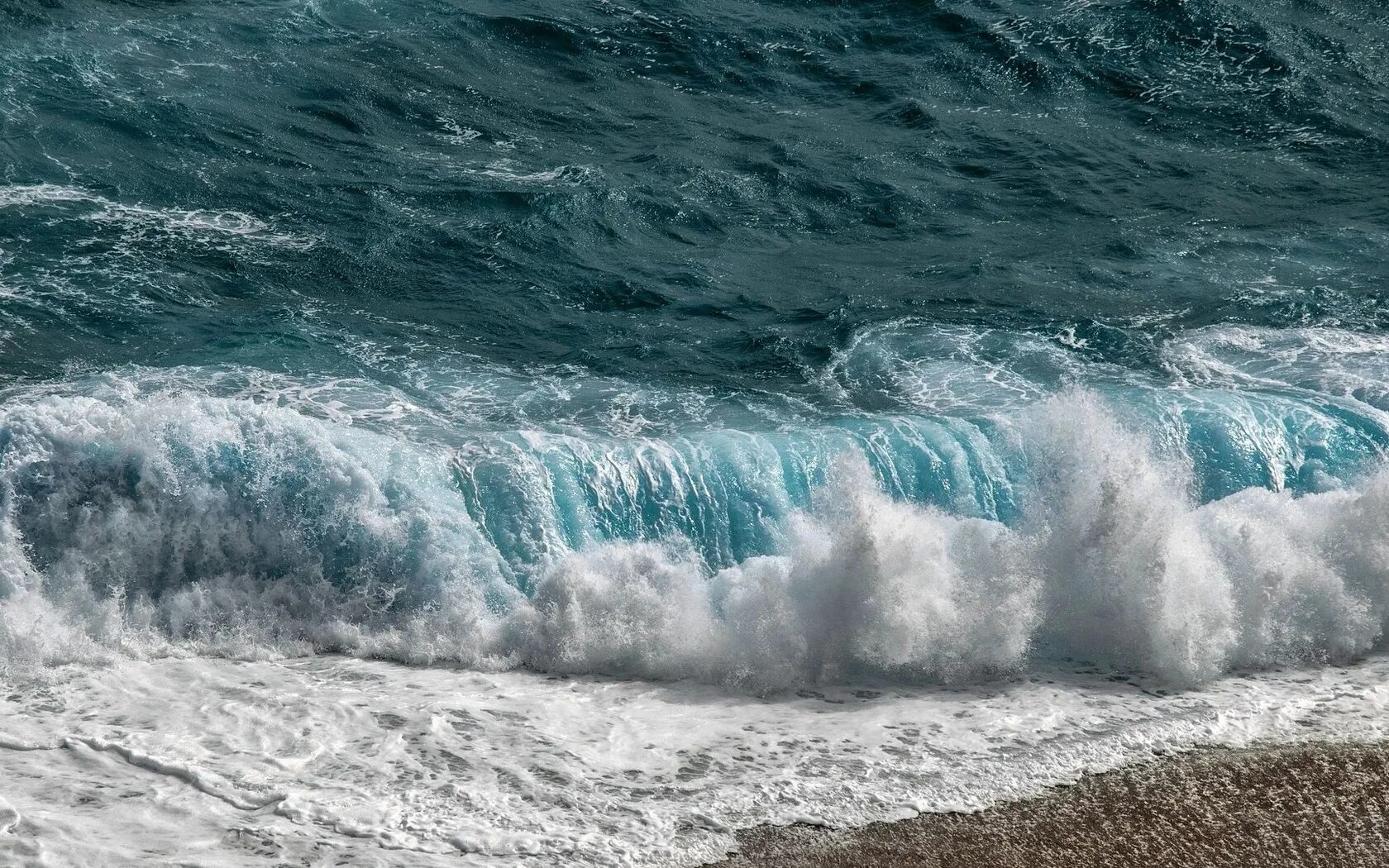 морские барашки на волнах. барашки на воде. волны барашки на море. барашки на волнах. барашки на море.