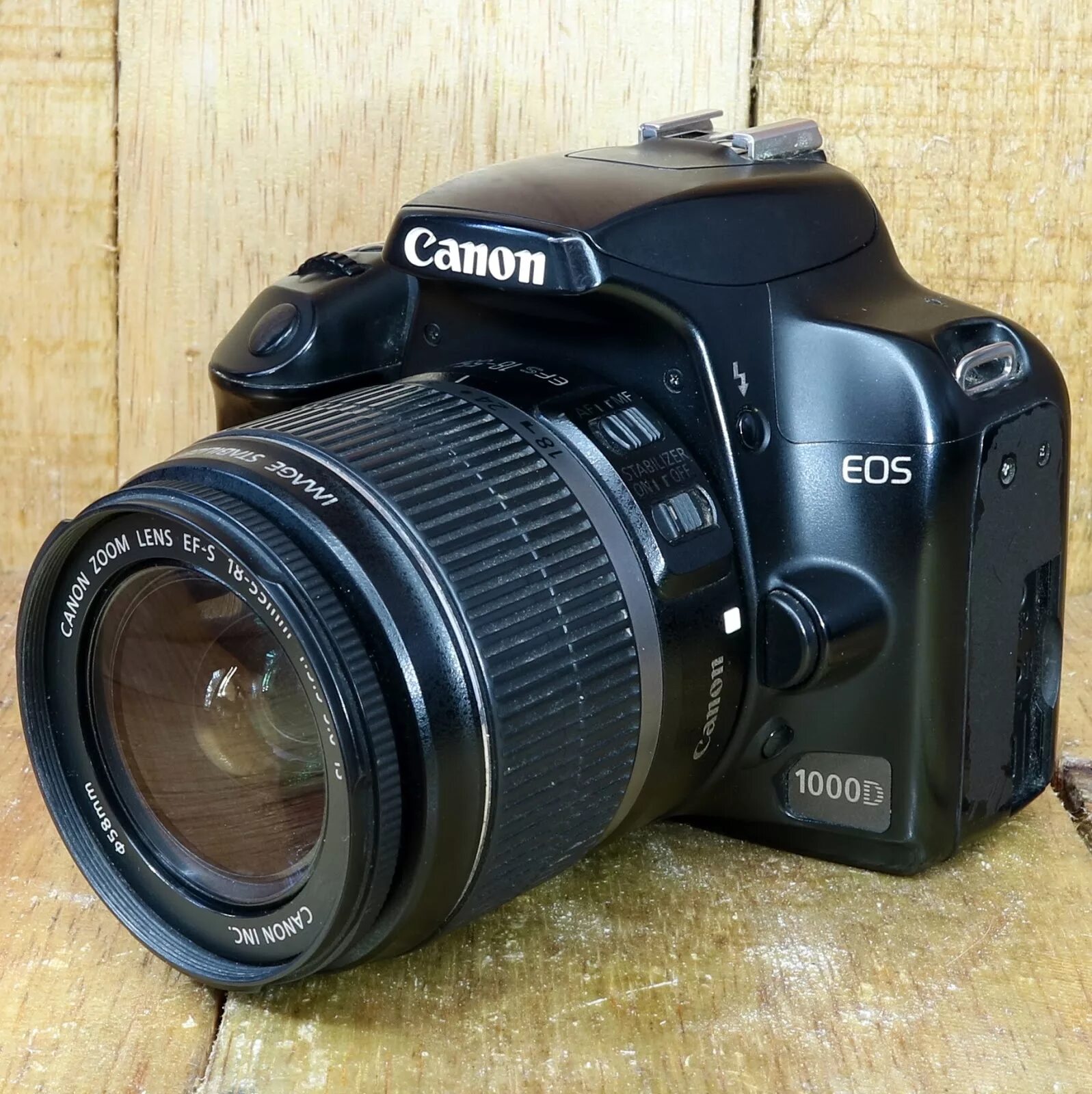 Eos 1000d kit. Canon 1000d. canon eos 1000d. canon 1000. nikon d1000.