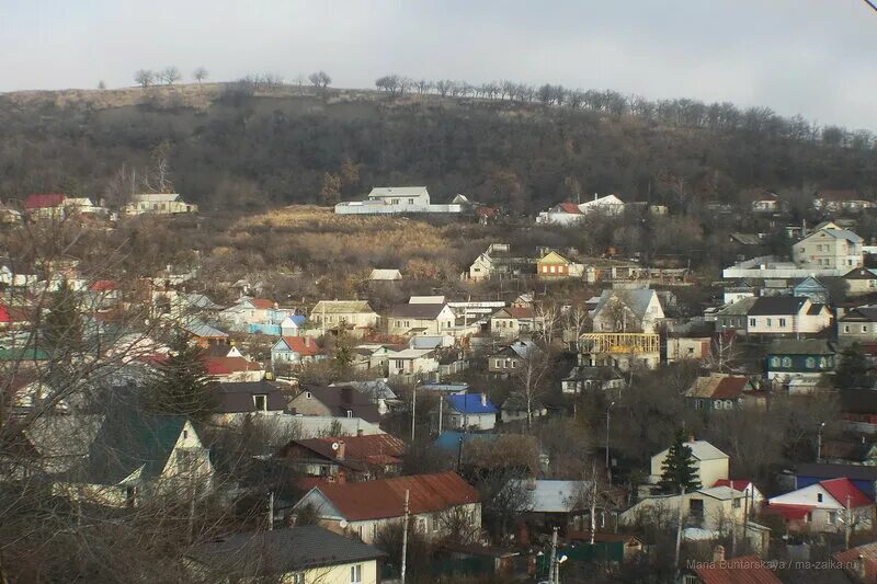 Рейник 1 микрорайон 46. Рейник Саратов. Рейник Саратов заводской. Усадьба Рейник Саратов. Поселок Рейник Саратов усадьба.