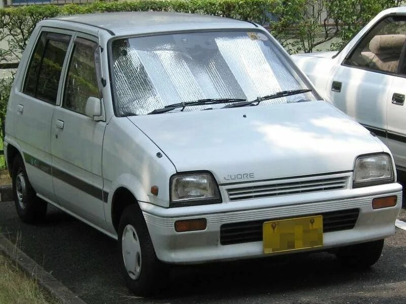 Daihatsu 1990. Daihatsu/cuore 1985 5 дверей. Дайхатсу Куоре 1990. Daihatsu 1985. Daihatsu cuore