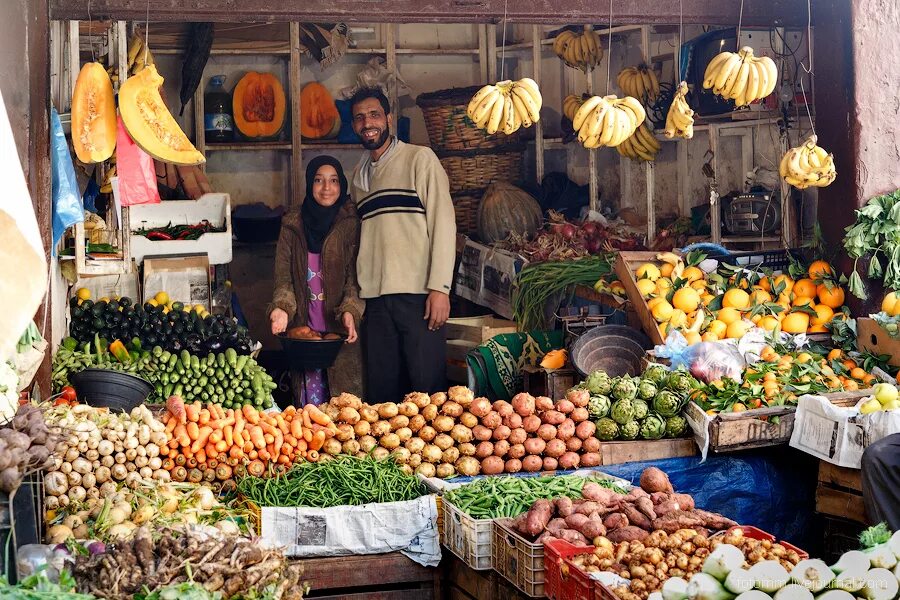 Марокко погода сейчас. Хурибга Марокко. Касабланка (Марокко). Рынок Марокко апельсин. Касабланка мандарины.