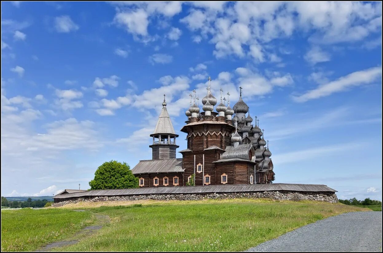 Культурного наследия памятников истории и. Ансамбль Кижского погоста. Архитектурный ансамбль Кижи Кижский Погост. Архитектурный ансамбль Кижского погоста ЮНЕСКО. Архитектурный ансамбль Кижского погоста (Карелия).