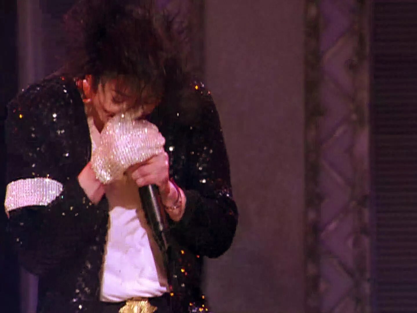 Песню майкла джексона billie. Michael Jackson 1993. Michael Jackson Billie Jean 1993. Michael Jackson Moscow 1993.