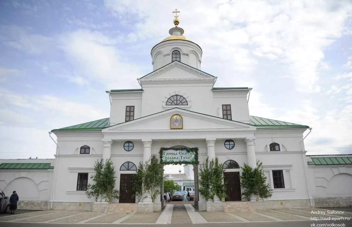 свято-троицкий селенгинский монастырь. улан удэ троицкий мужской монастырь. свято-троицкий селенгинский мужской монастырь бурятия. свято троицкий мужской монастырь бурятия. свято-троицкий монастырь улан удэ.