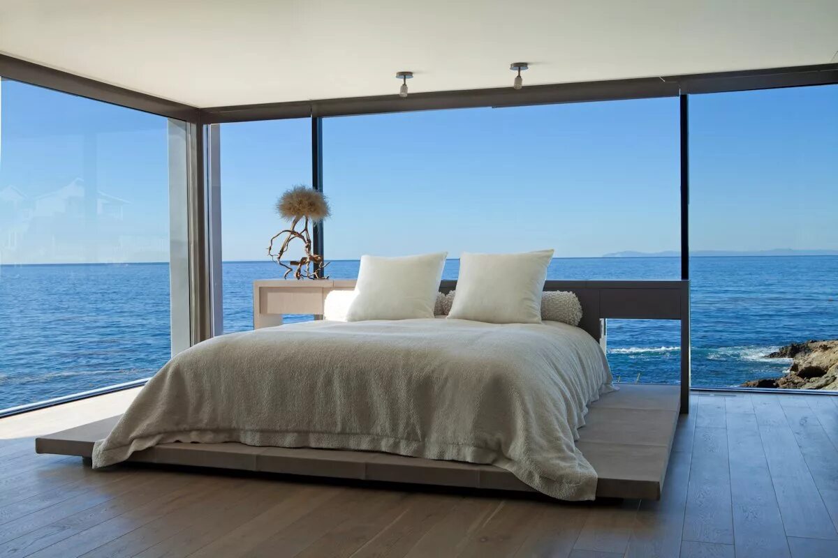 I want glass. Спальня с видом на океан. Спальня с панорамными окнами. Вид на океан. Спальня с панорамными окнами с видом на море.