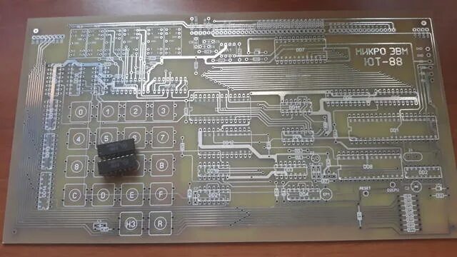плата ют-88. платы 8-битных компьютеров. программатор пзу ют-88. орион 128 печатная плата. ют-88 программатор.