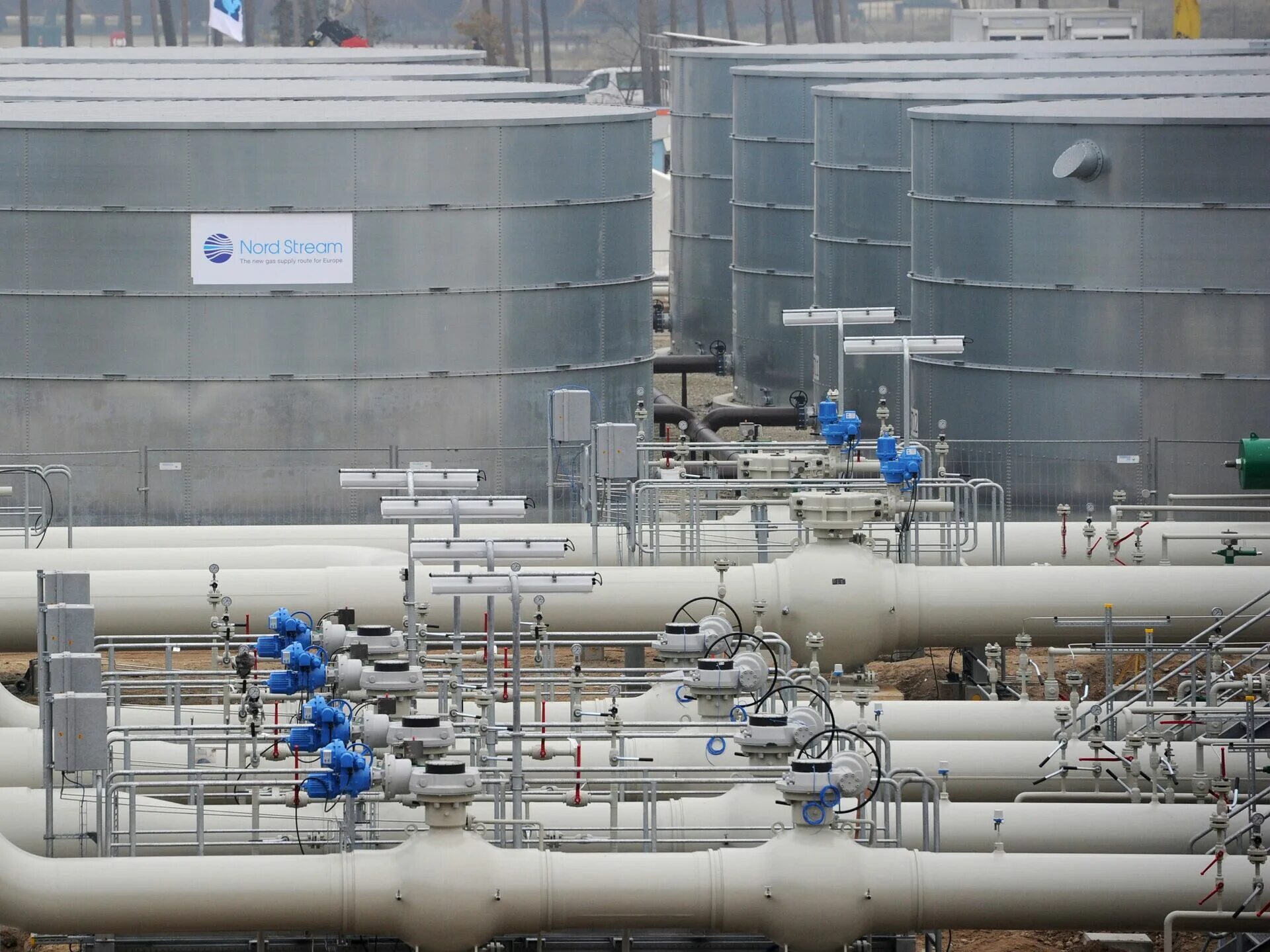 Система поток 2. Северный поток 2. nord stream 2 ag. сименс северный поток. газпром северный поток 2.