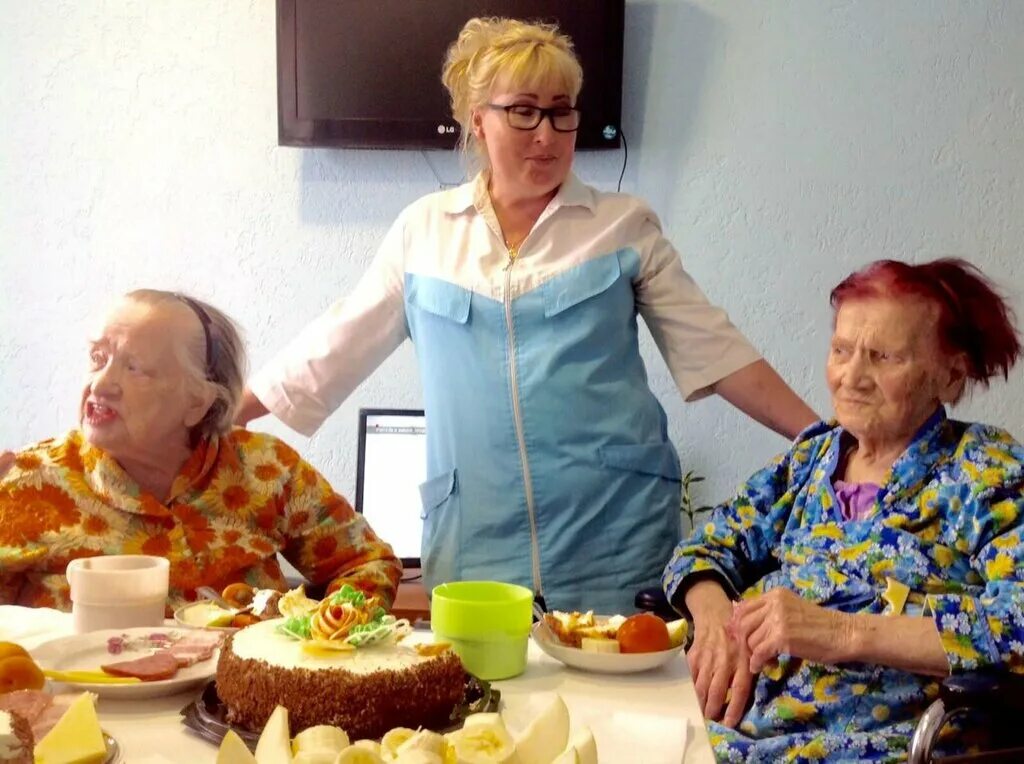 пансионат для пожилых в подмосковье. дом престарелых yaroslavl nursing home. пансионат престарелых для престарелых и инвалидов электросталь. дом престарелых yaroslavl nursing home. пансионат для престарелых и инвалидов спасский район село чкаловское.