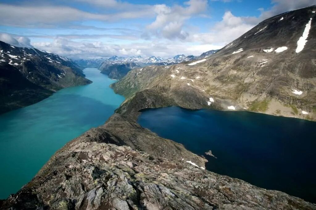 Два свободных места. Национальный парк Ютунхеймен. Норвегия красивые места. Национальные парки Норвегии. Самое посещаемое место Норвегии.