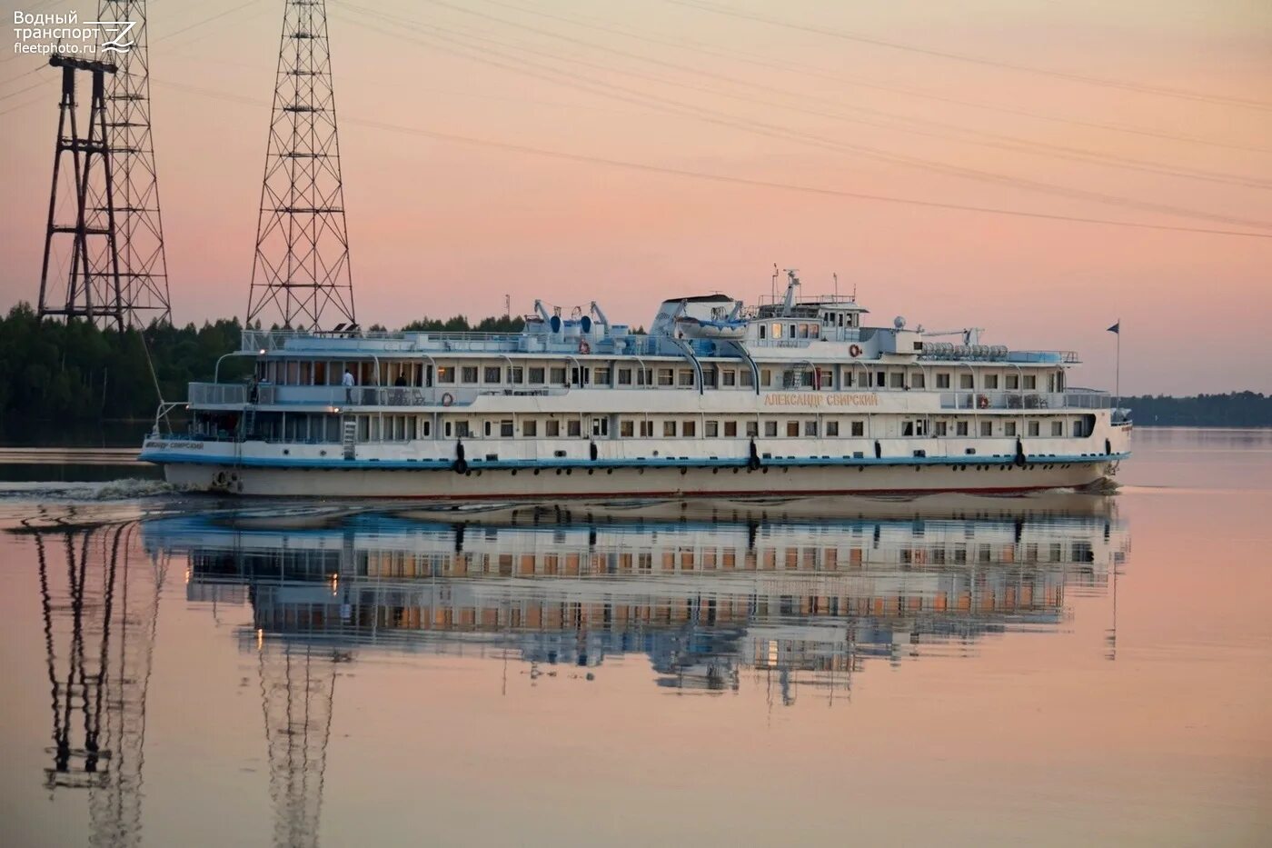 Теплоход свирский. Александро свирский теплоход. Теплоход свирский. Александро свирский теплоход. Теплоход свирский.