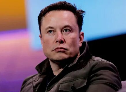 Elon Musk joue du forcing pour imposer ses tweets... et perd de nombreux ab...
