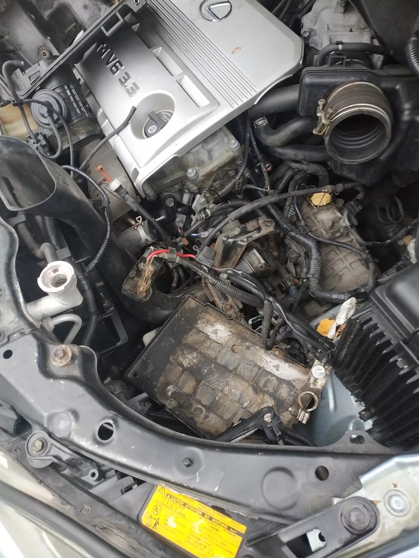 Лексус 300 как снимать радиатор How to Remove Radio / CD Changer from 2002 Lexus ES300 for Repair. YouTube