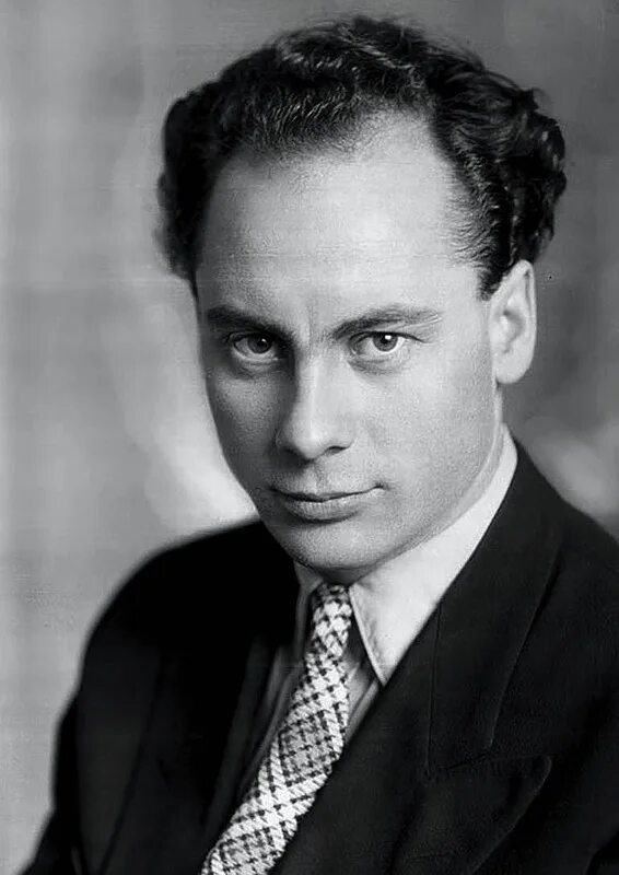 евгений ташков кинорежиссёр. евгений ташков режиссер. ташков евгений актер екатерина савинова. евгений ташков кинорежиссёр. муж екатерины савиновой евгений ташков.