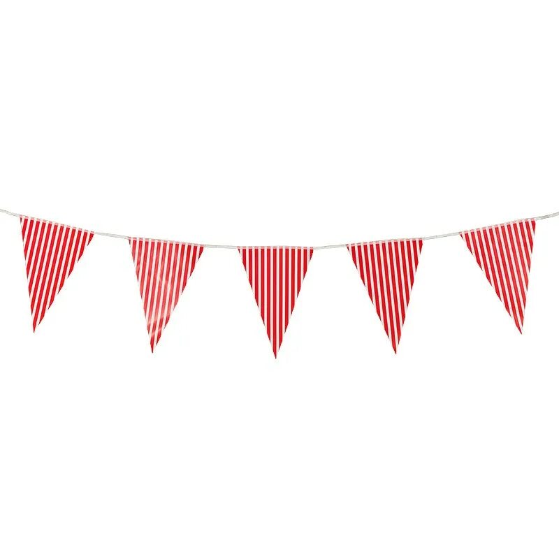 гирлянда из флажков.