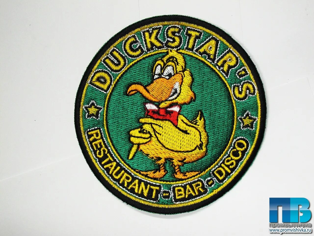 Шеврон 96 спн. Шеврон одон пантера. Шеврон с летучей мышью. Машинная вышивка шевронов и нашивок. Осназ гру радиоразведка шеврон.