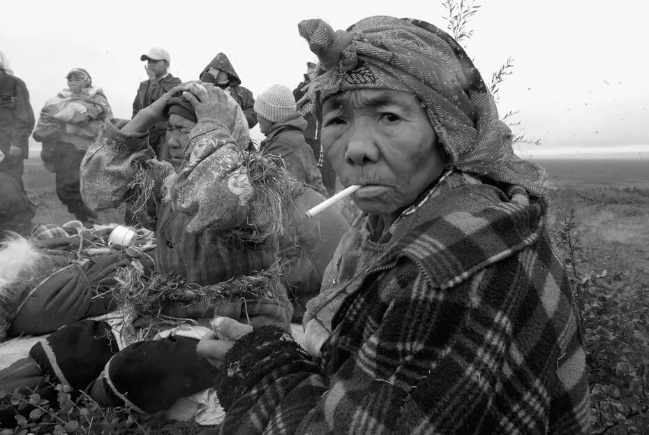 Коряки погребальные обряды. Как хоронят чукчи. Как хоронят чукчи. Коряки погребальные обряды. Погребальный обряд коряков.