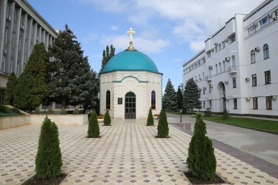 Центральная джума-мечеть махачкала. Столица дагестана дербент. Дагестан город махачкала. Махачкала центр города. Нецтр горла махачкала удица.