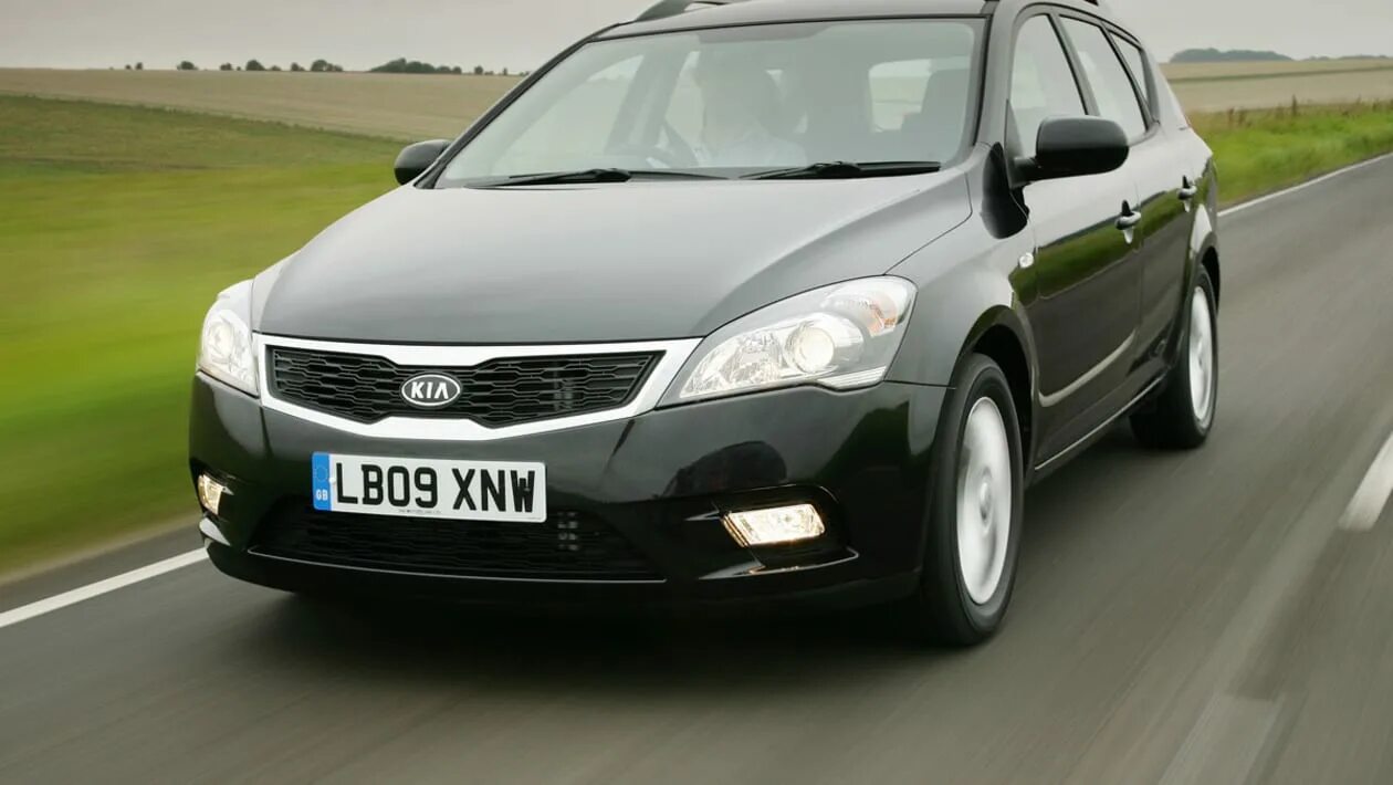 Сид первое поколение. Kia Ceed SW 2011. Ceed SW 2010. Kia Ceed SW 2009. Kia cee'd SW 2010.