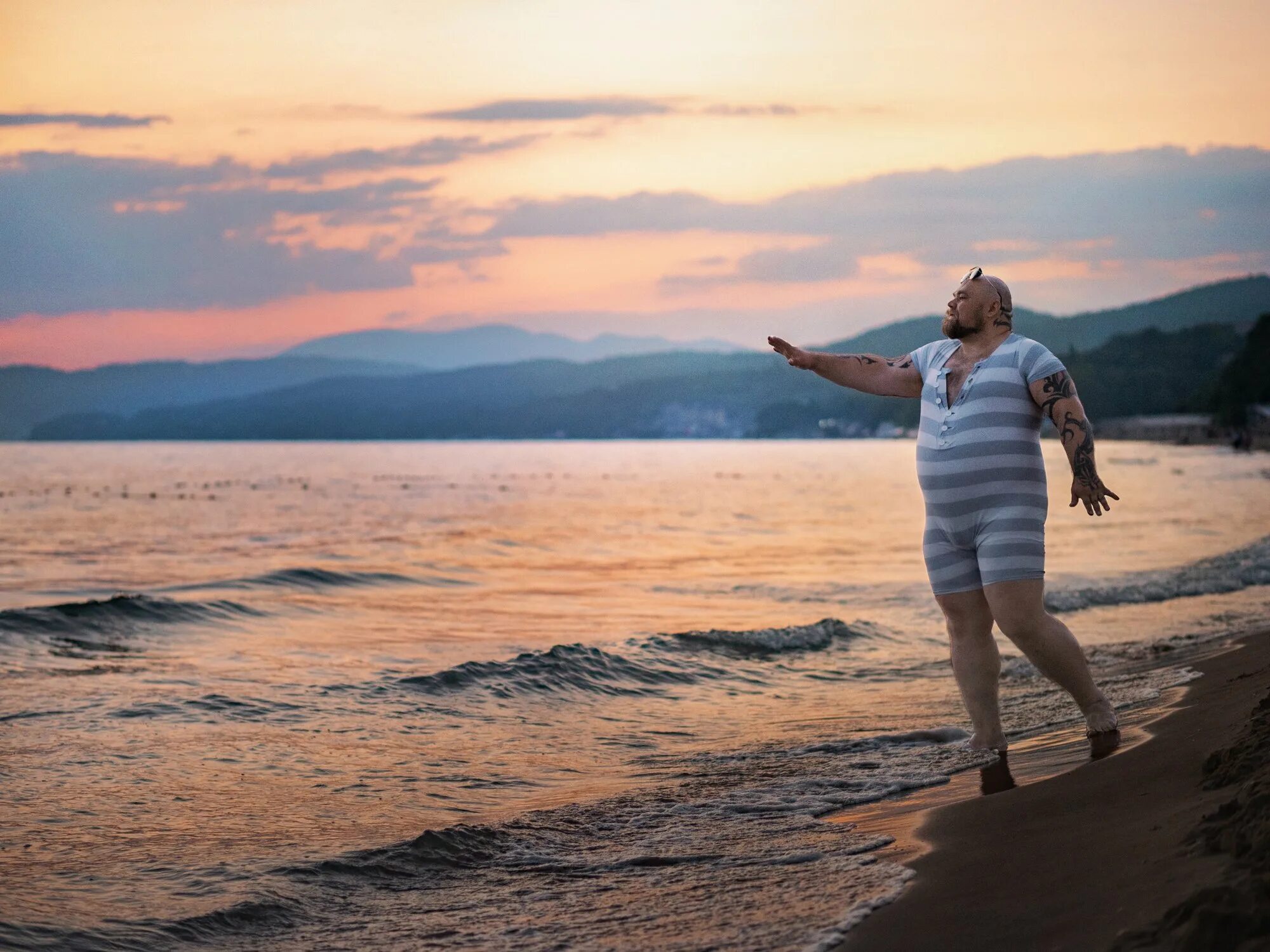 Люди на море. Мужчина на море. Парень на море. Будет просто не реально