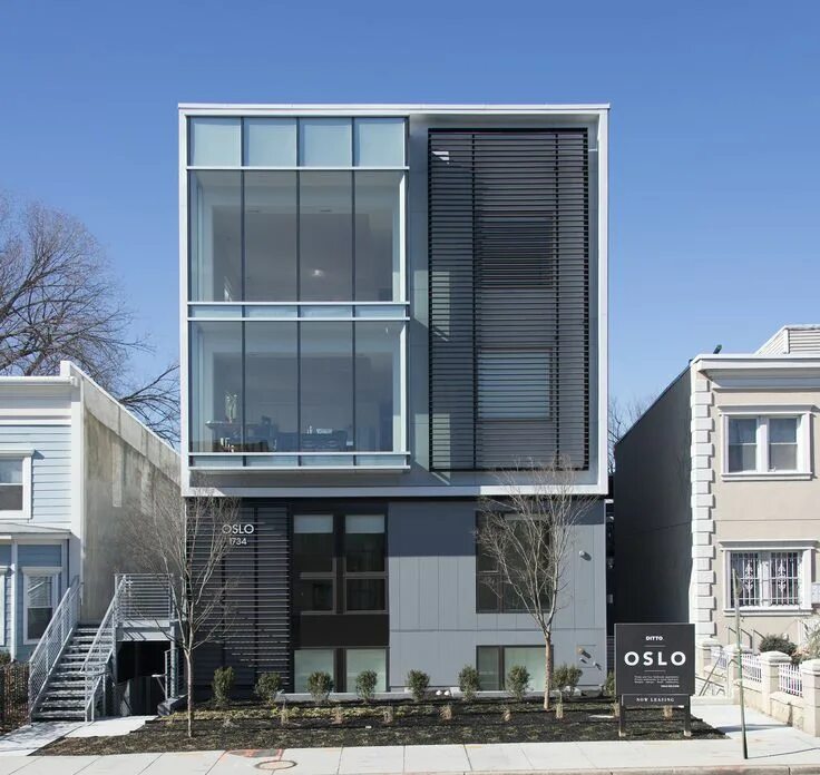 Офисное здание дэвида финчера. Стиль дома минимализм в лесу. Офисное здание дэвида финчера. Минималистичный дом в лесу. Индастриал архитектура экстерьер.