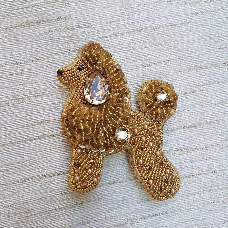 Пудель бисер. Брошь пудель бисер. Пудель бисер. Брошь пудель бисер. Брошь собака.